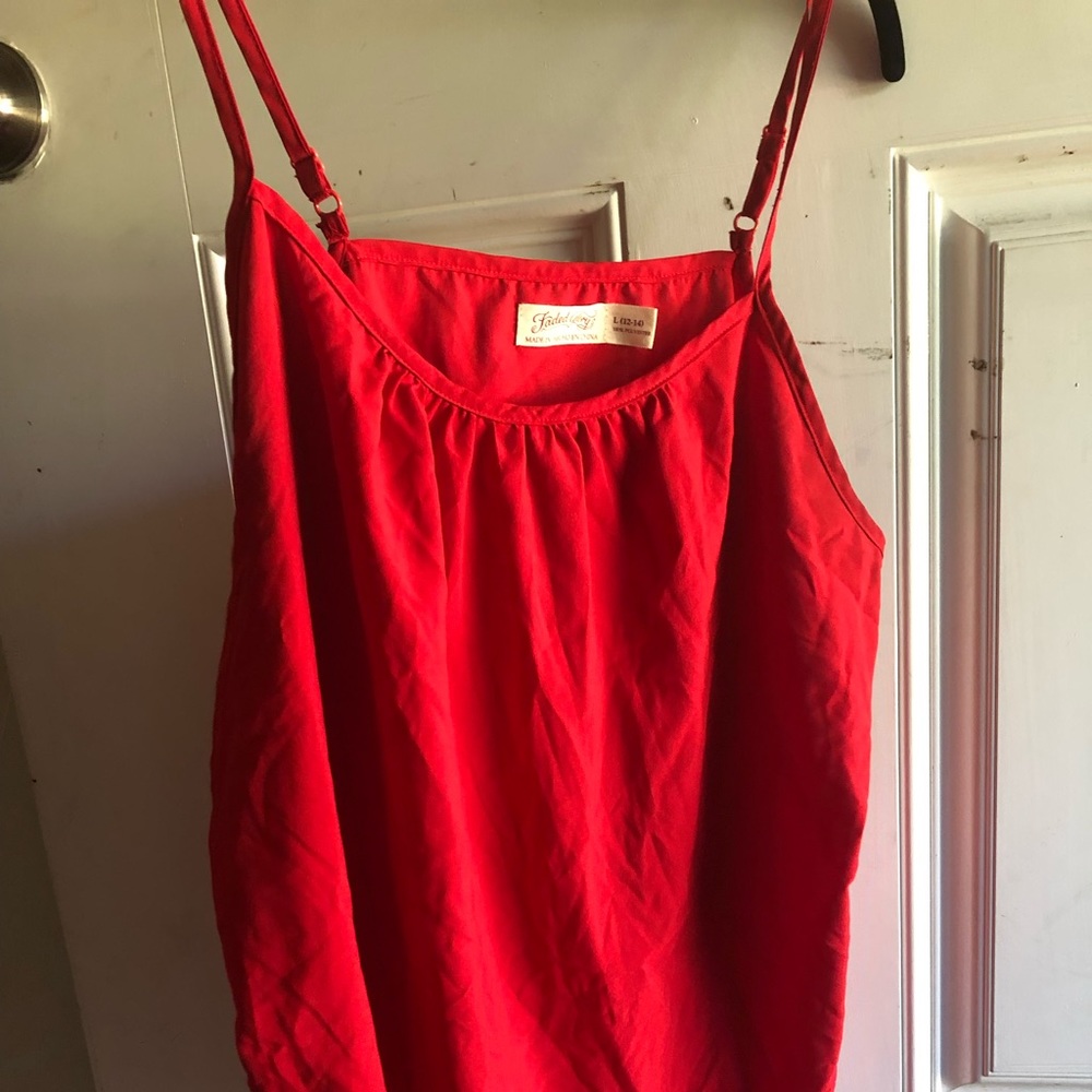 Gorgeous red tank top